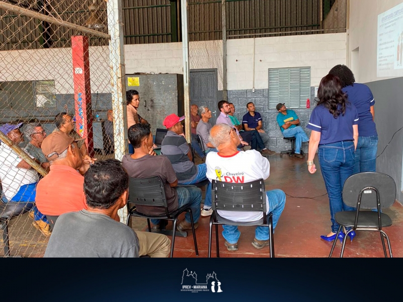 Equipe IPREV promove “IPREV ITINERANTE” na garagem do município