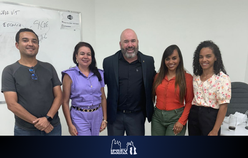 Membros do IPREV Mariana fazem curso de Licitações e Contratos com ênfase na Nova Lei 14.133/21.
